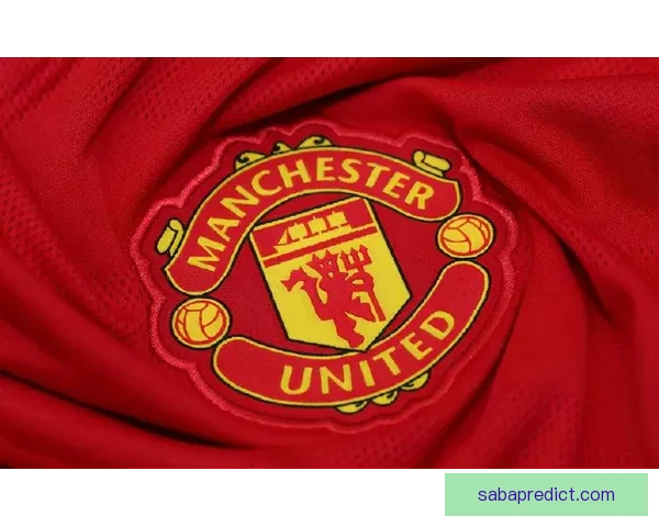 曼联再度接洽英格兰铁卫球员愿加盟曾被标价七千万失败